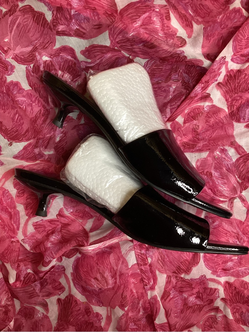Madden Girl G-Mott Black Patent Slide Mules 8M EUC